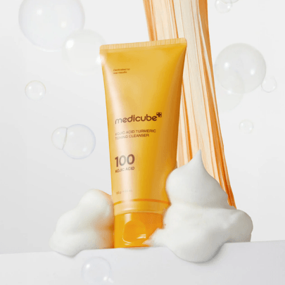 Medicube  Kojic Acid Turmeric Toning Cleanser